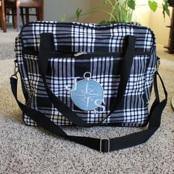 Away for the Weekender Travel Bag - Picture 4 of 12